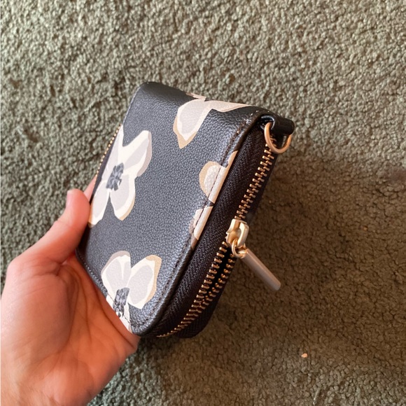 Thirty-one mini all about the Benjamin’s wallet - Picture 6 of 8